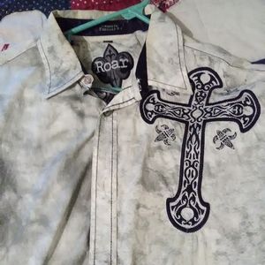 Roar Signature Shirt